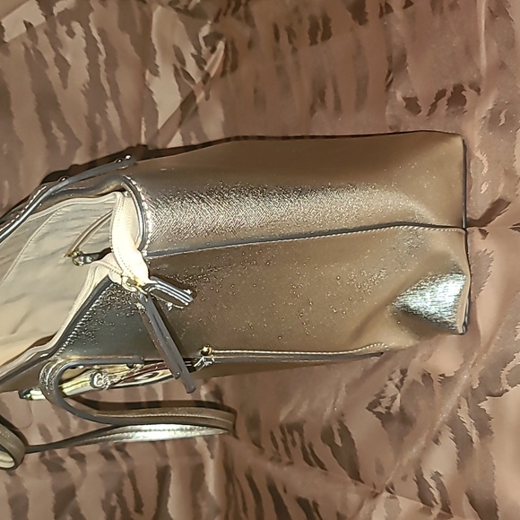 Liz Claiborne Purse - Picture 8 of 12